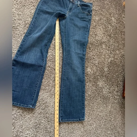 Levi’s Classic Bootcut - Picture 9 of 10